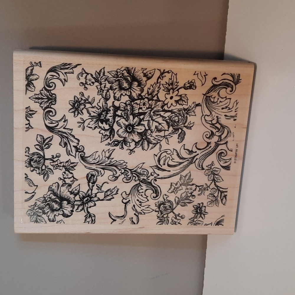 Bella Toile Background stamp